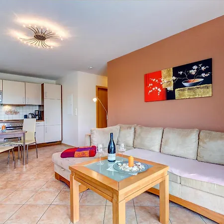 Apartment Strandblick 2 *