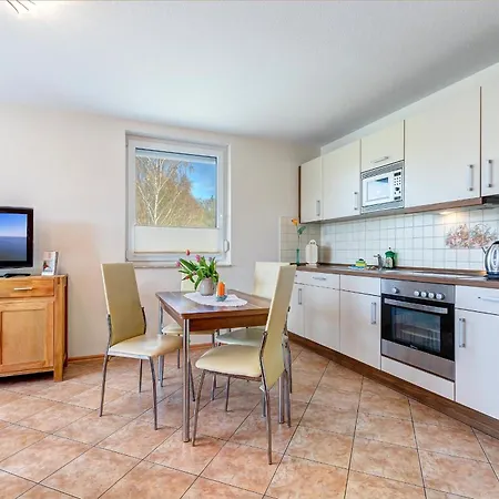 Apartment Strandblick 2 *